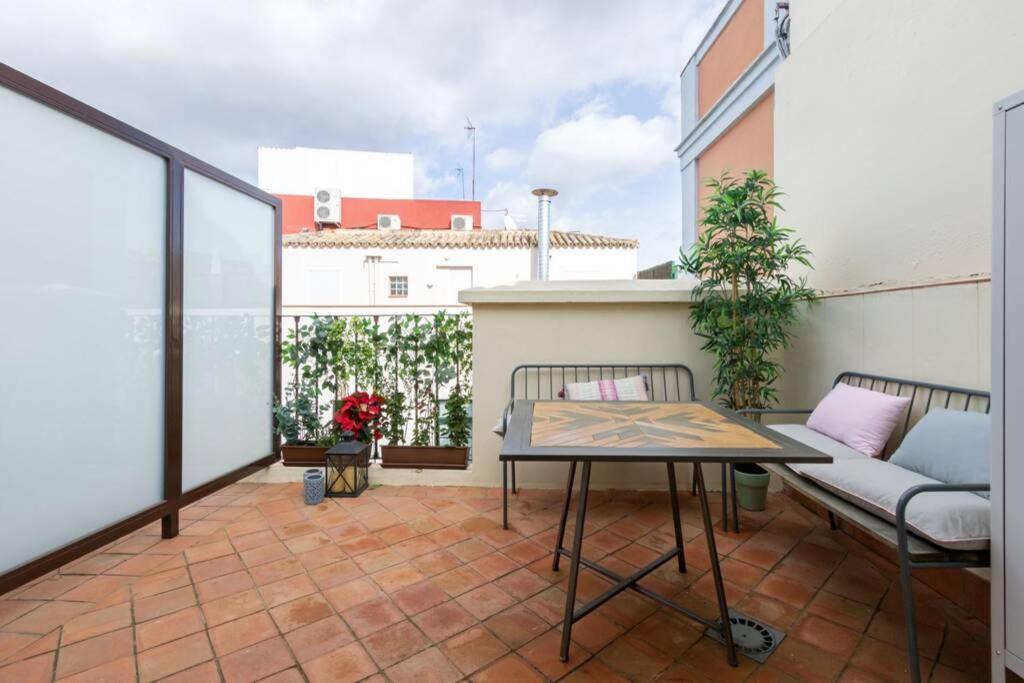 Lumbreras Deluxe Suite By Valcambre Siviglia Esterno foto