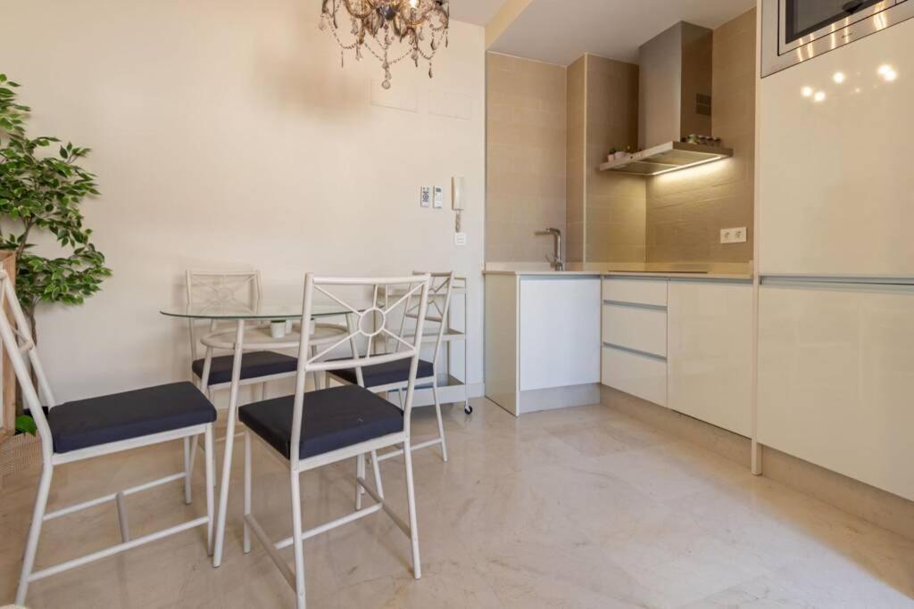 Lumbreras Deluxe Suite By Valcambre Siviglia Esterno foto