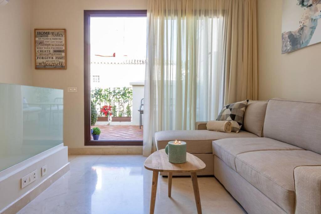 Lumbreras Deluxe Suite By Valcambre Siviglia Esterno foto